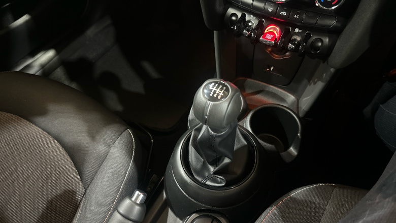 MINI Hatchback 1.5 Cooper Classic II 3dr Petrol Hatchback